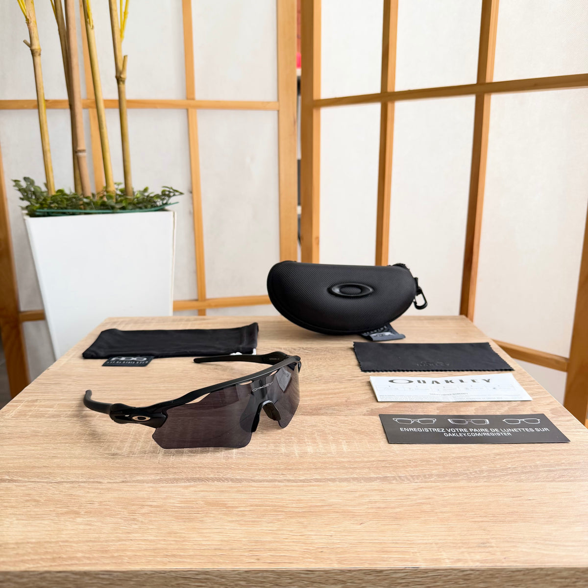 Oakley® Radar EV