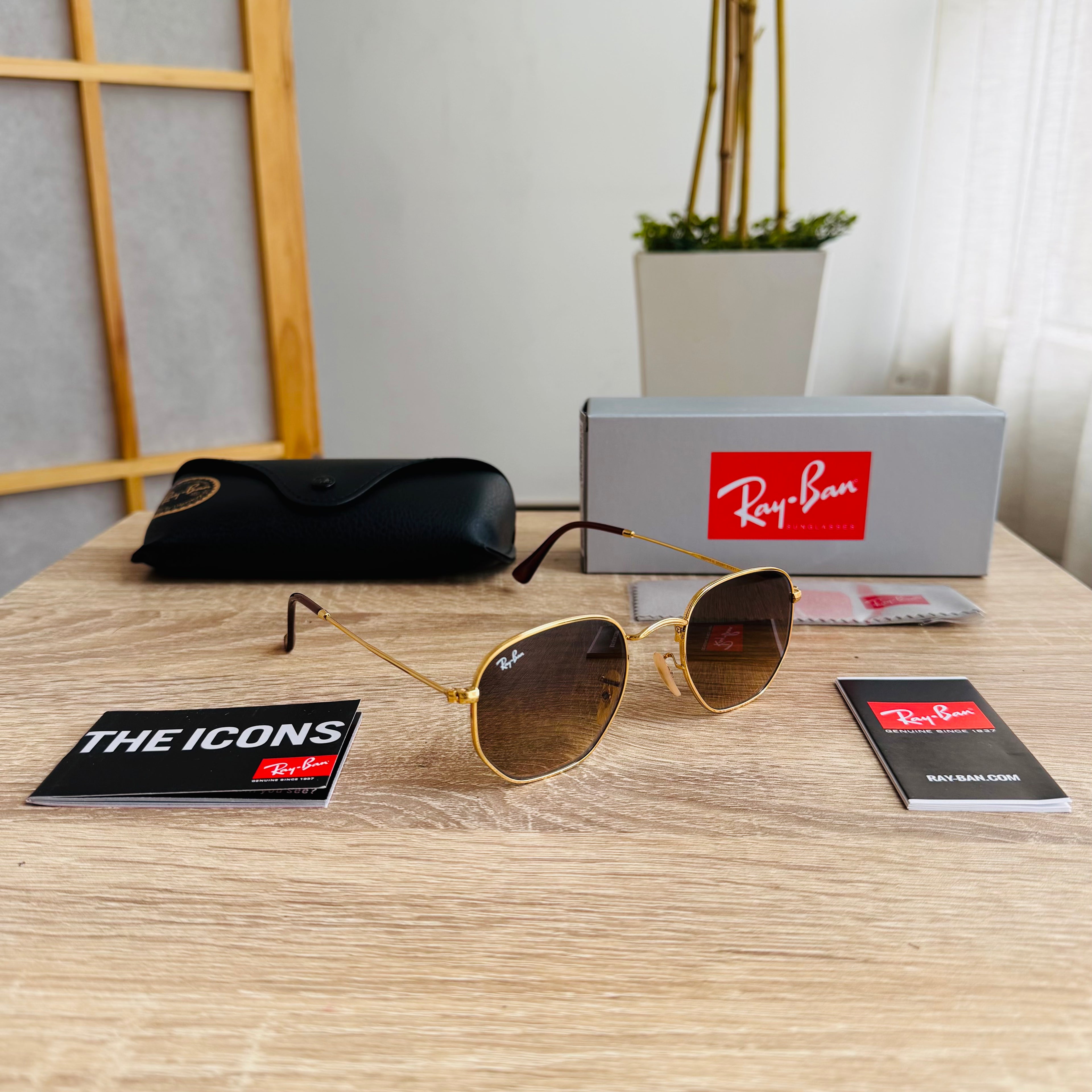 Ray-Ban® Hexagonal