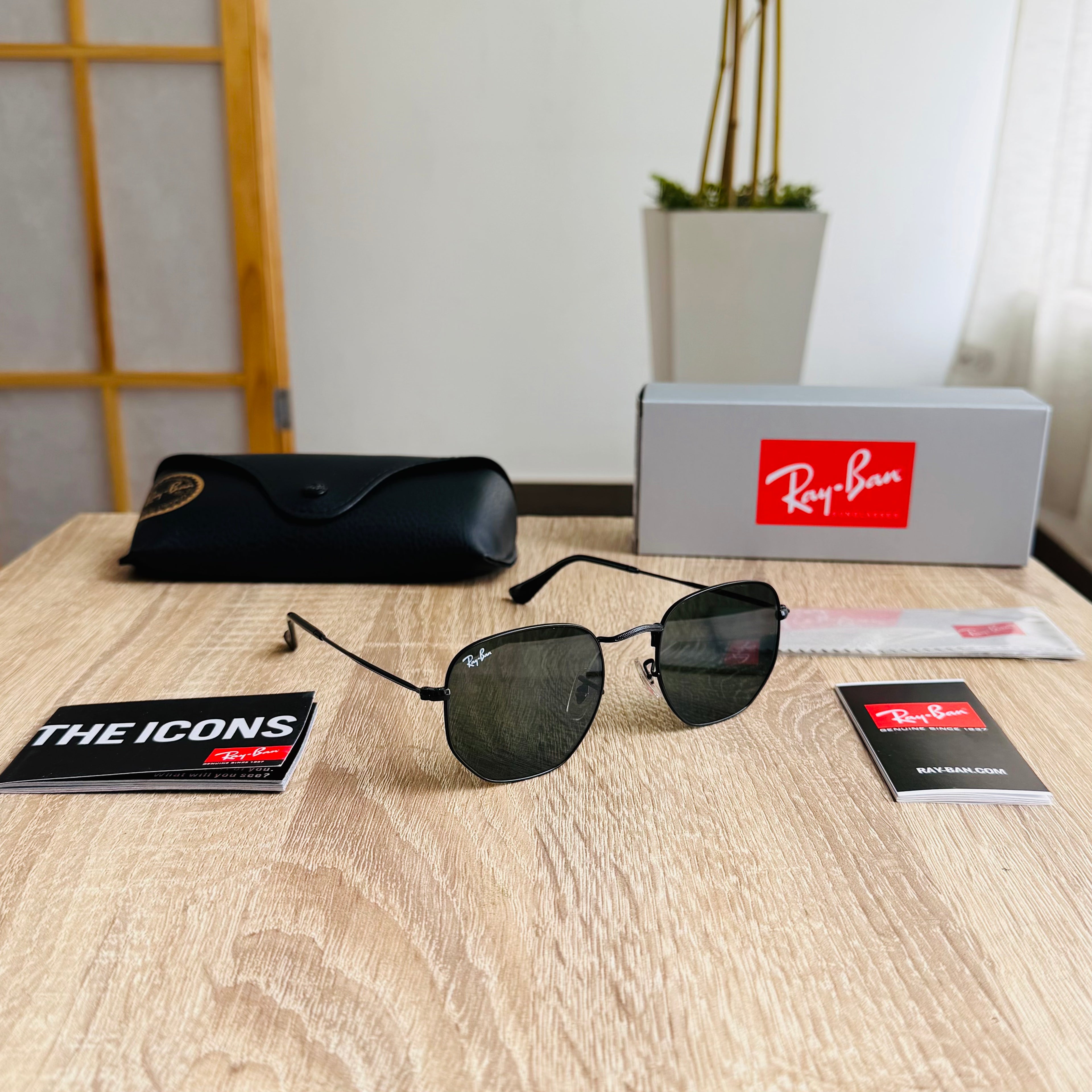 Ray-Ban® Hexagonal