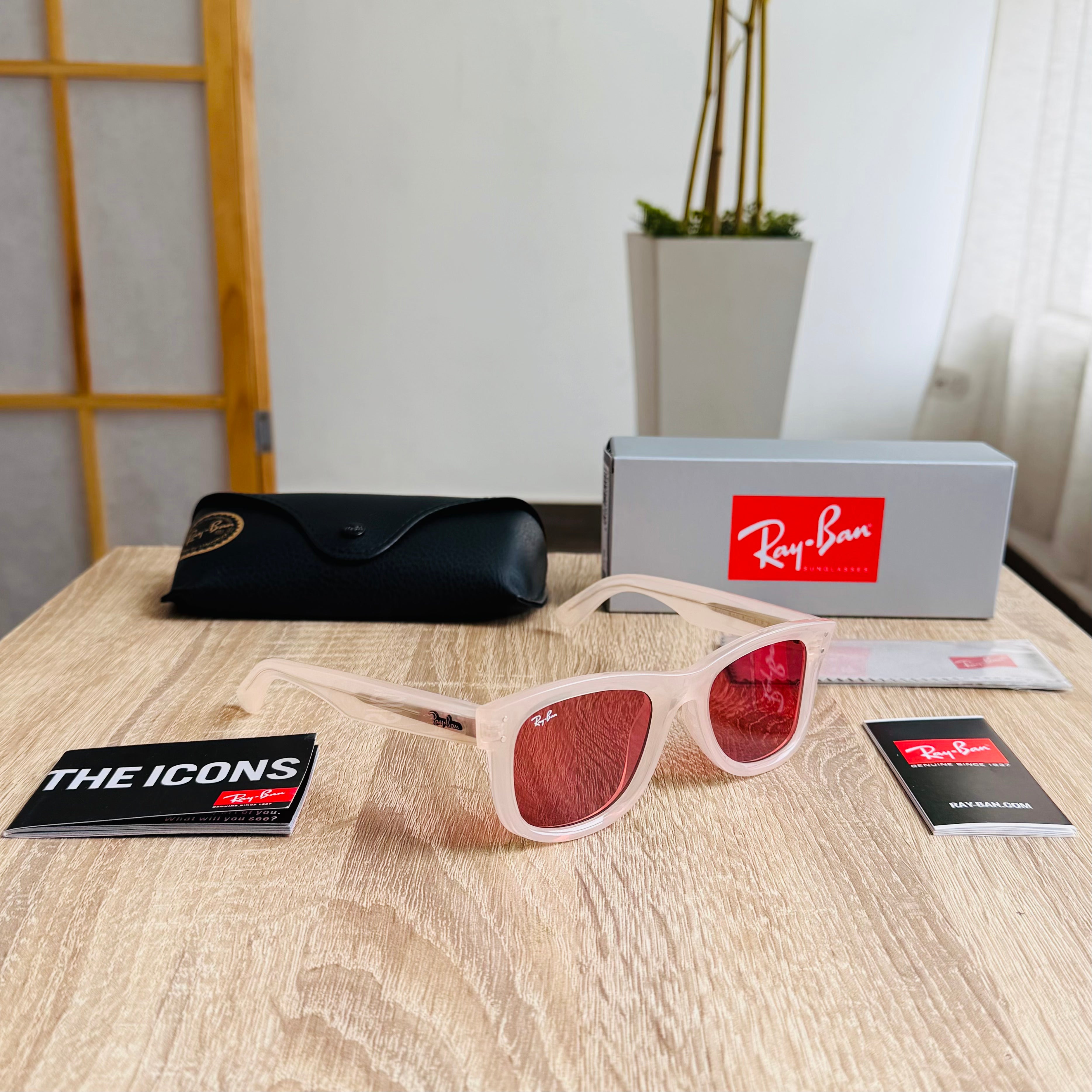 Ray-Ban® Wayfarer Reverse