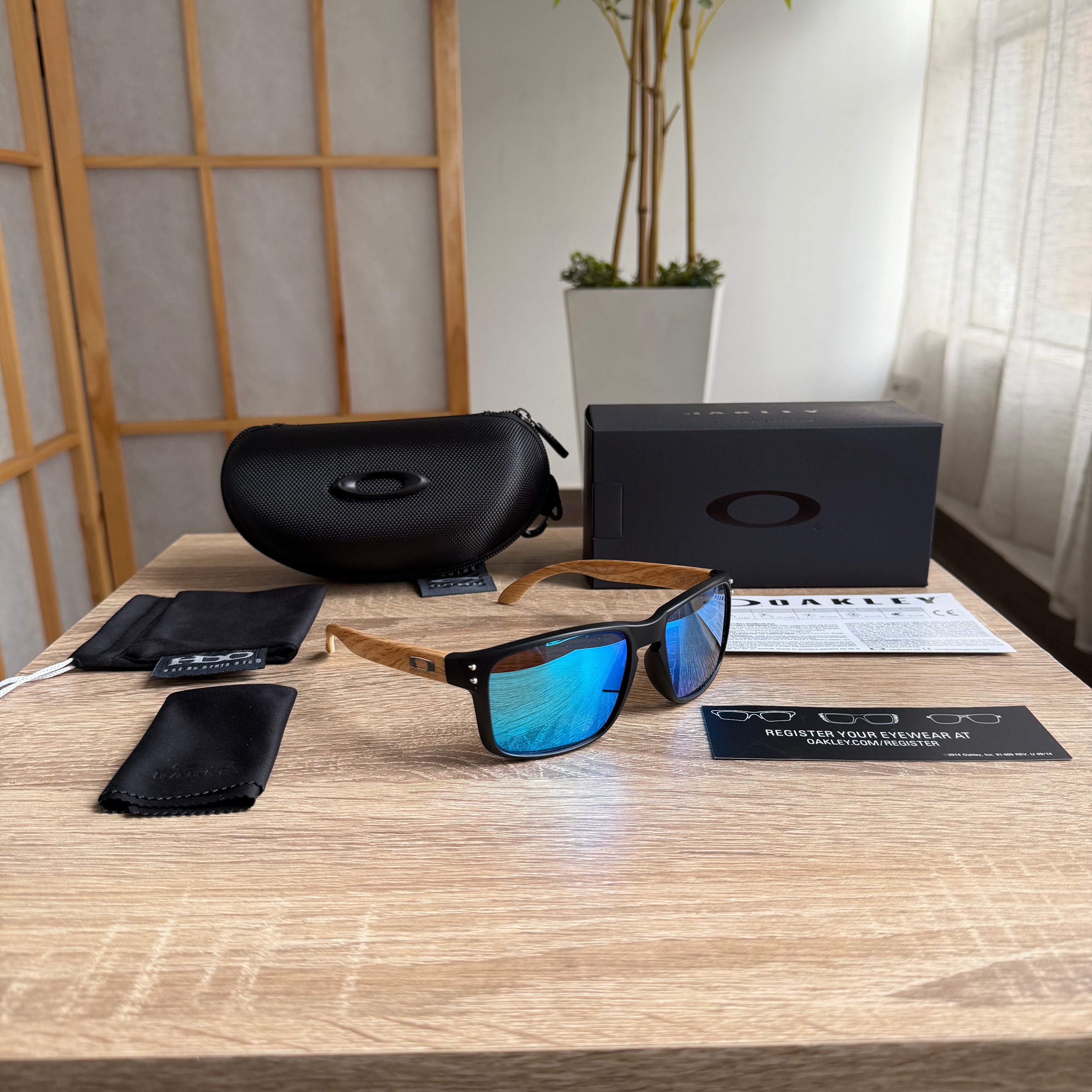 Oakley® Holbrook Classic