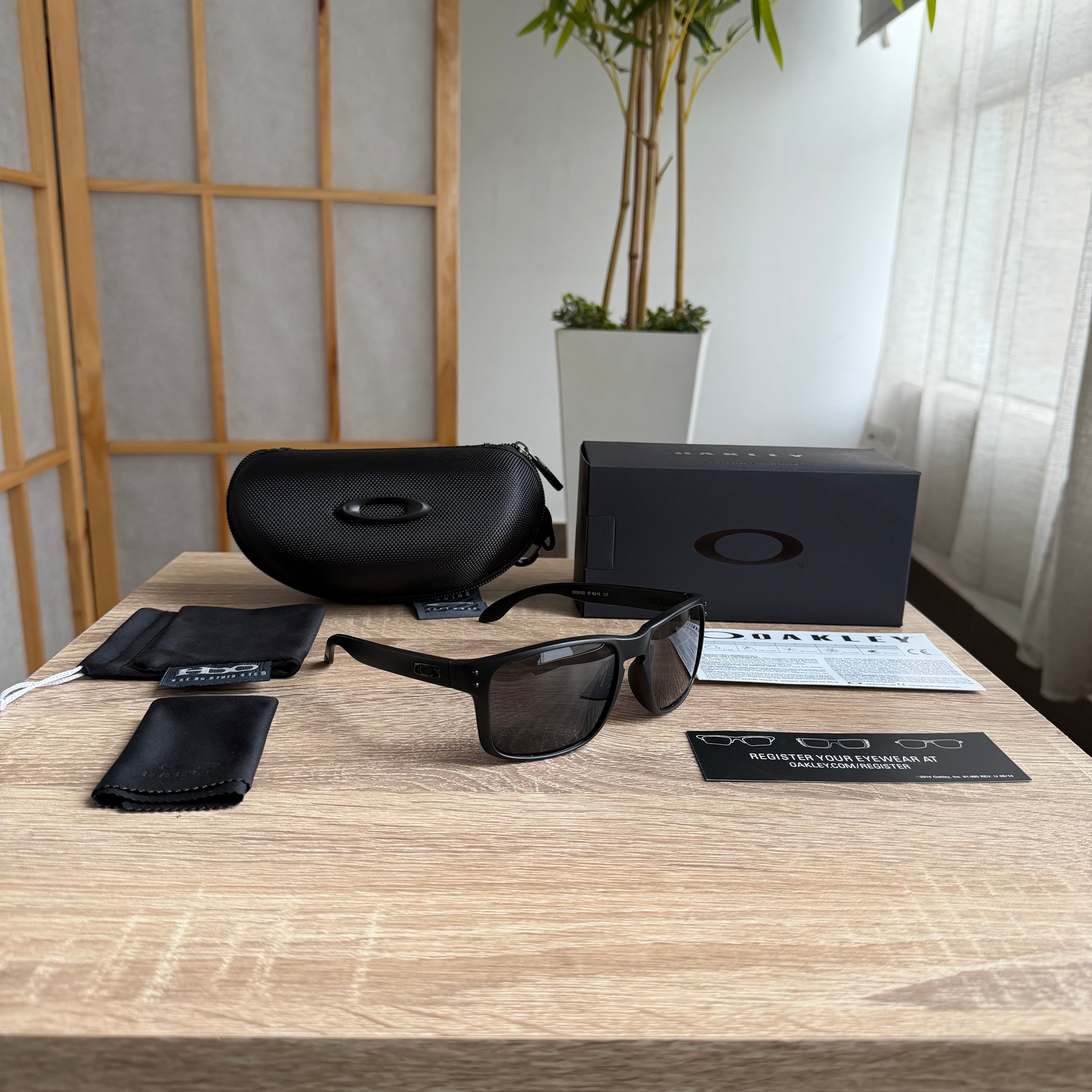Oakley® Holbrook Classic