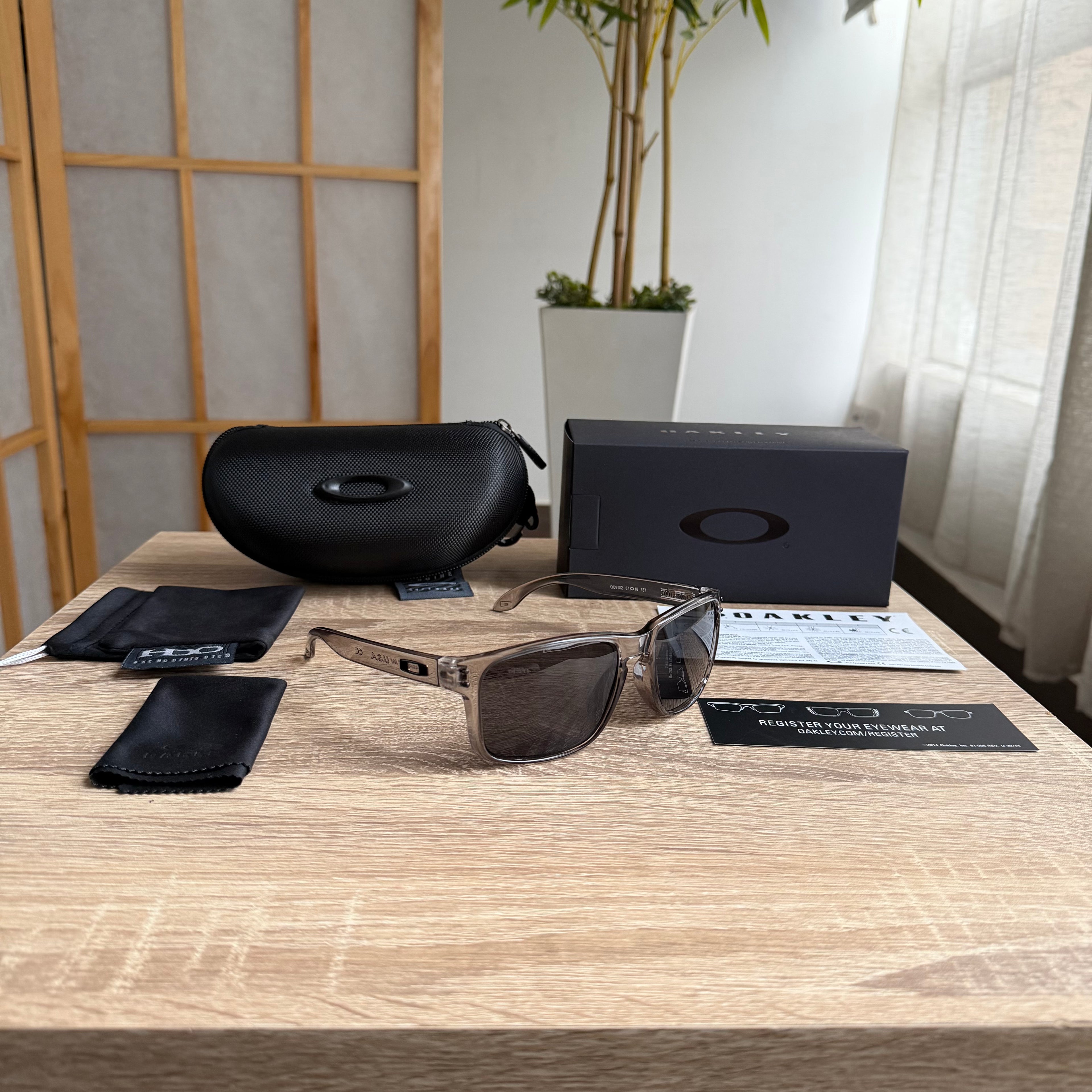 Oakley® Holbrook Classic
