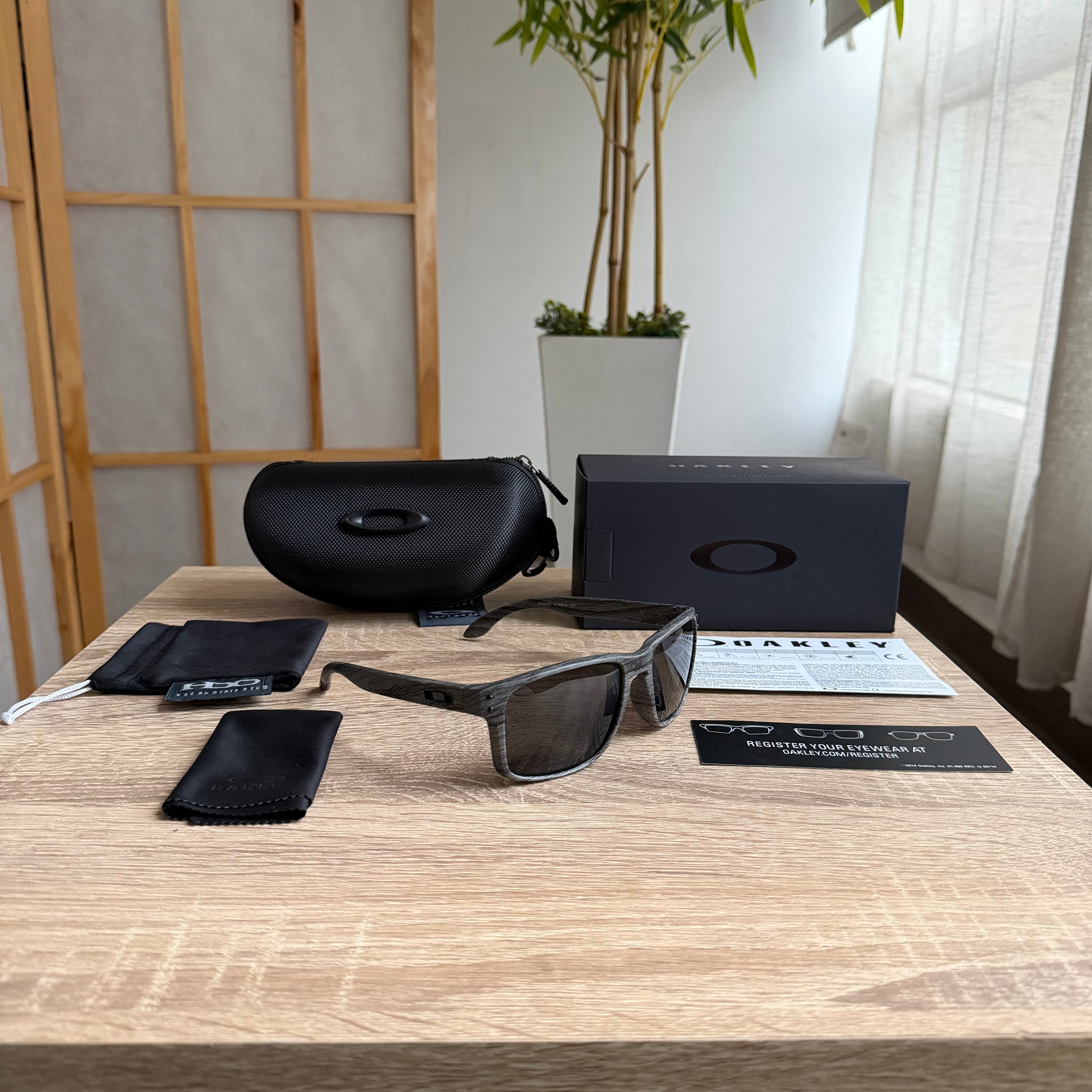 Oakley® Holbrook Classic