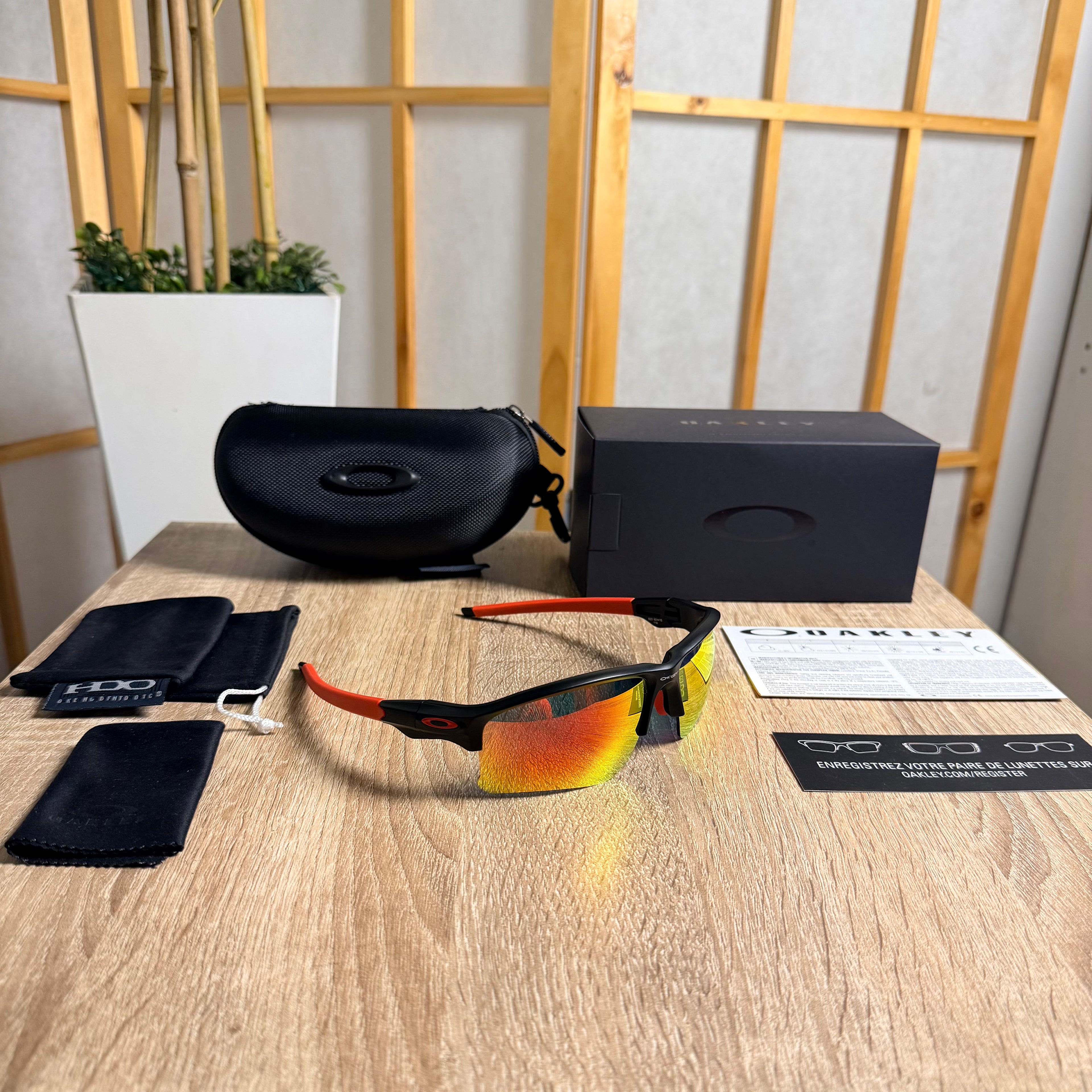 Oakley® Flak 2.0