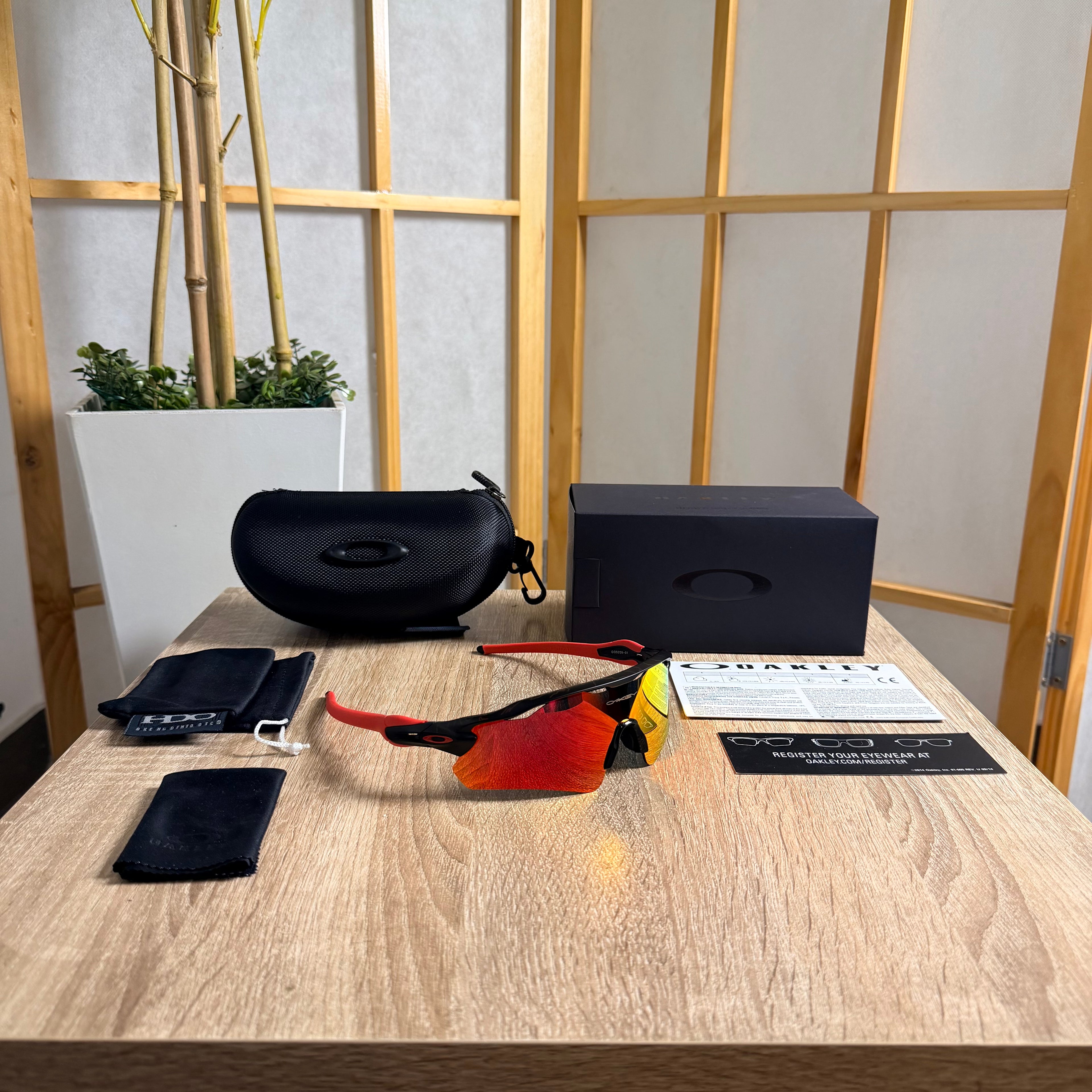 Oakley® Radar EV
