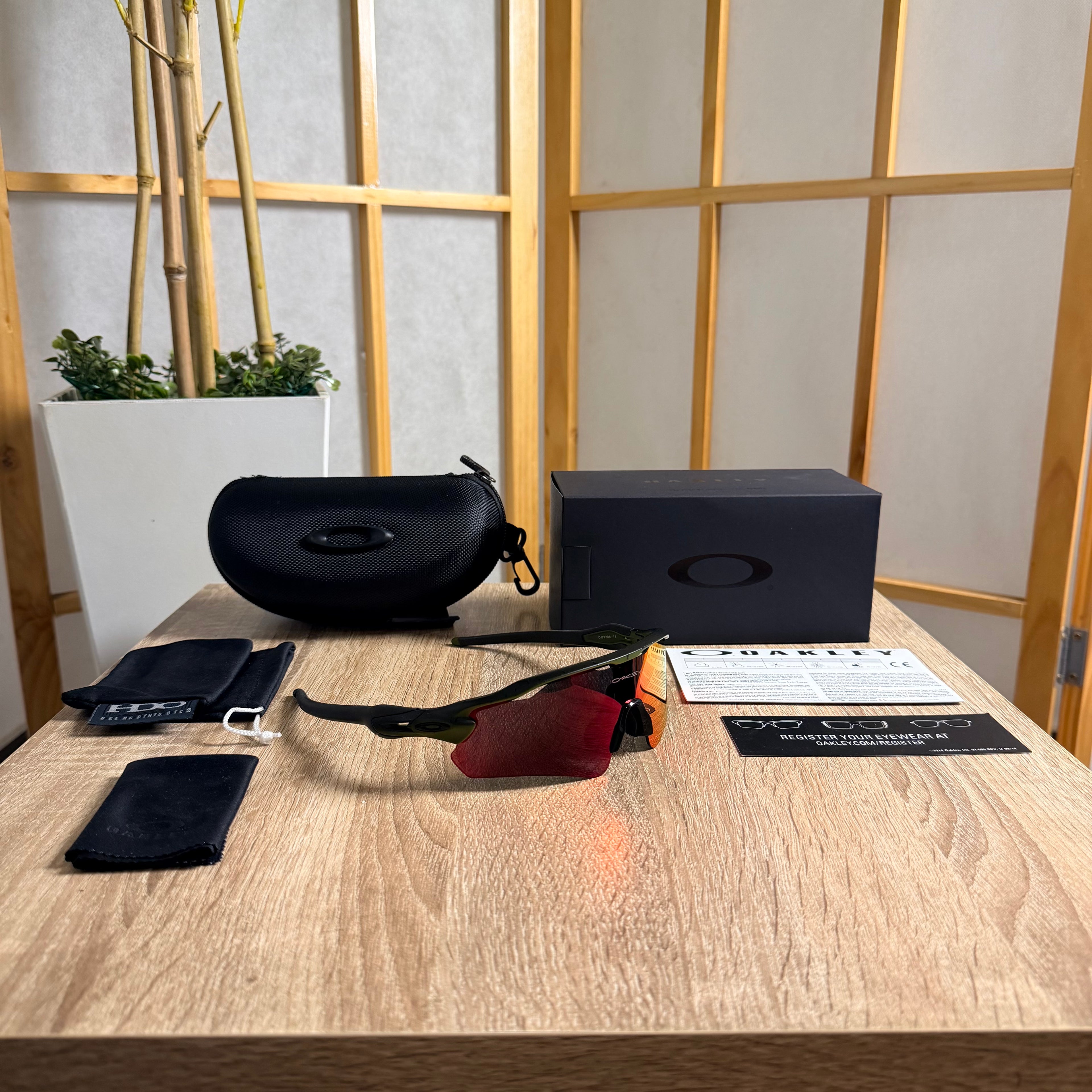 Oakley® Radar EV