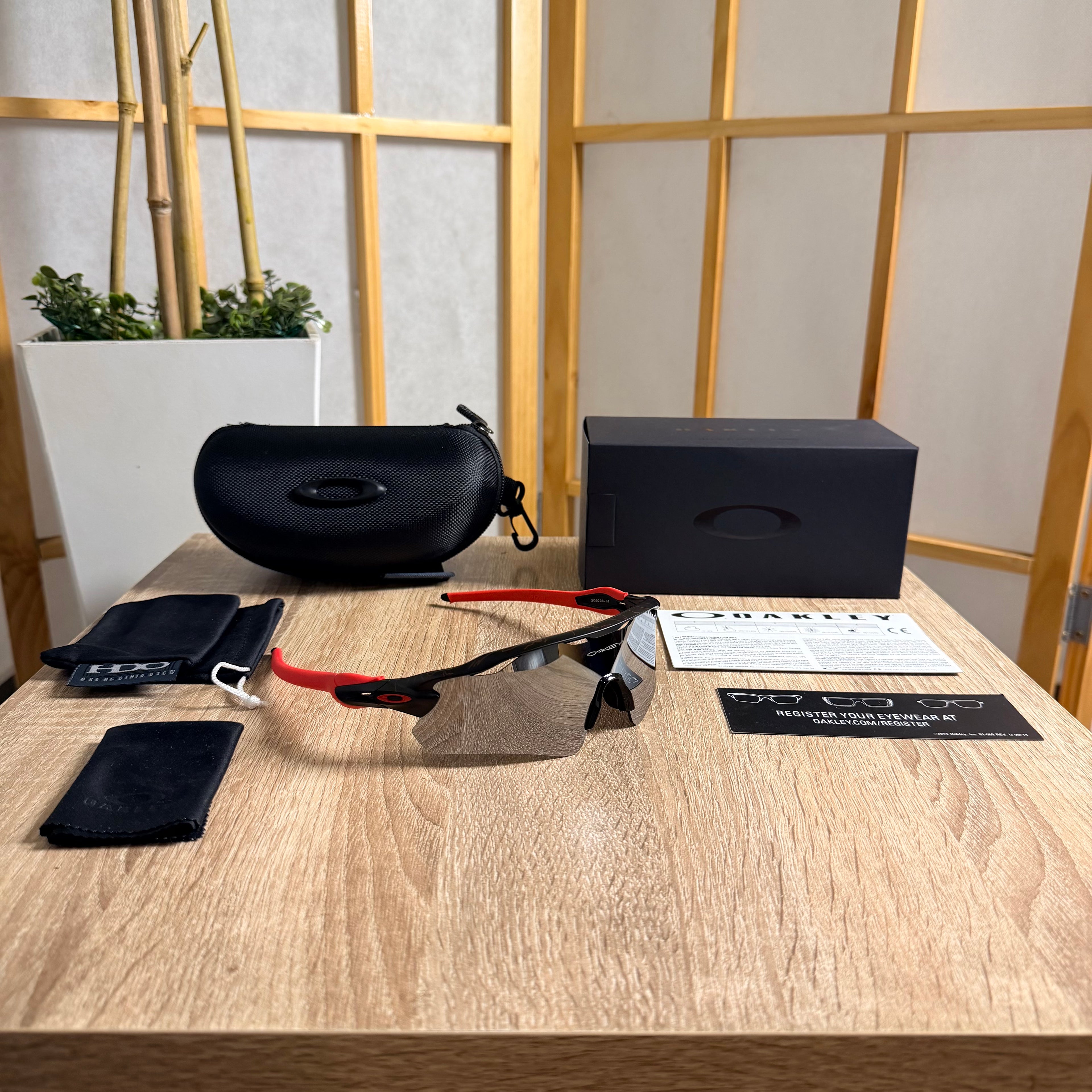Oakley® Radar EV