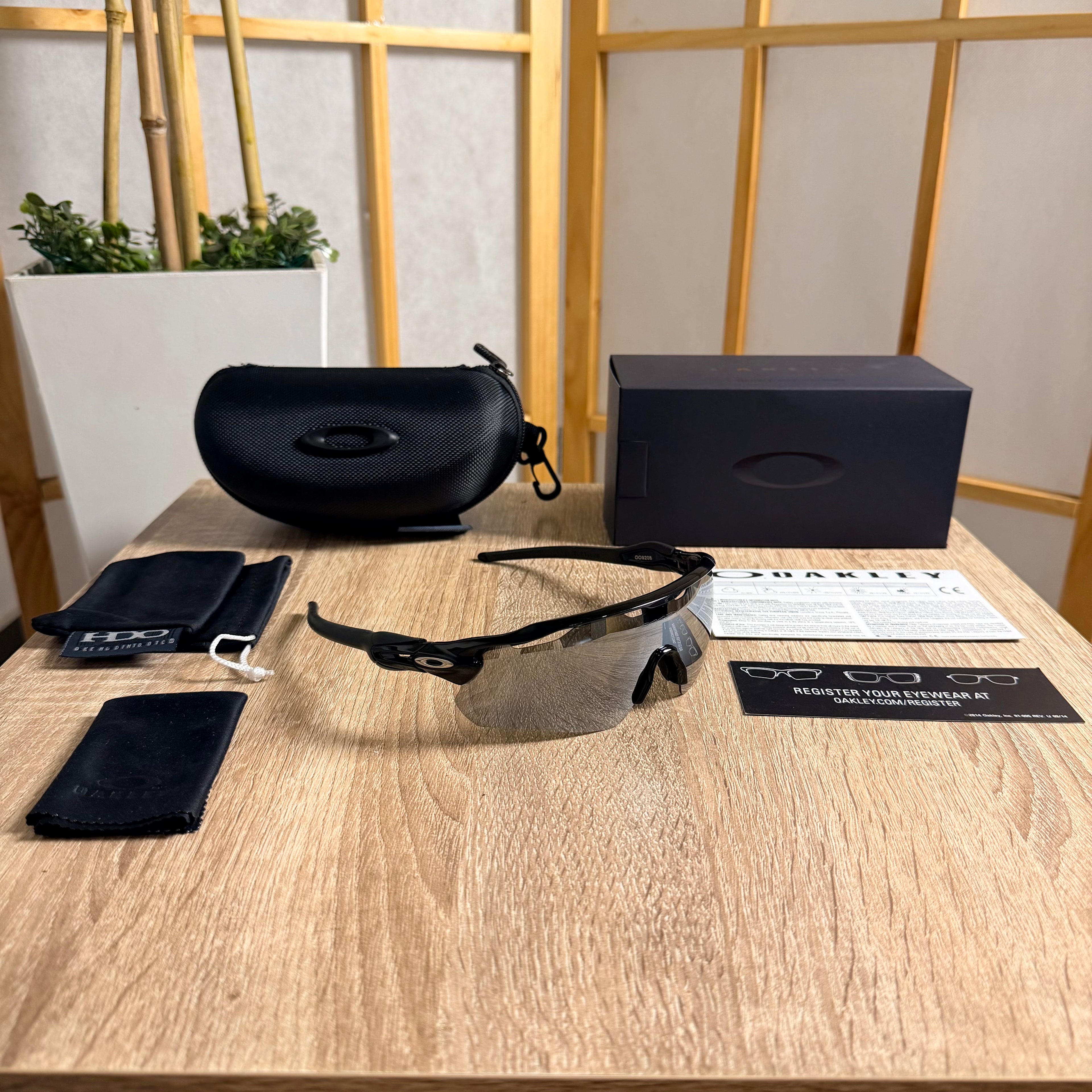 Oakley® Radar EV