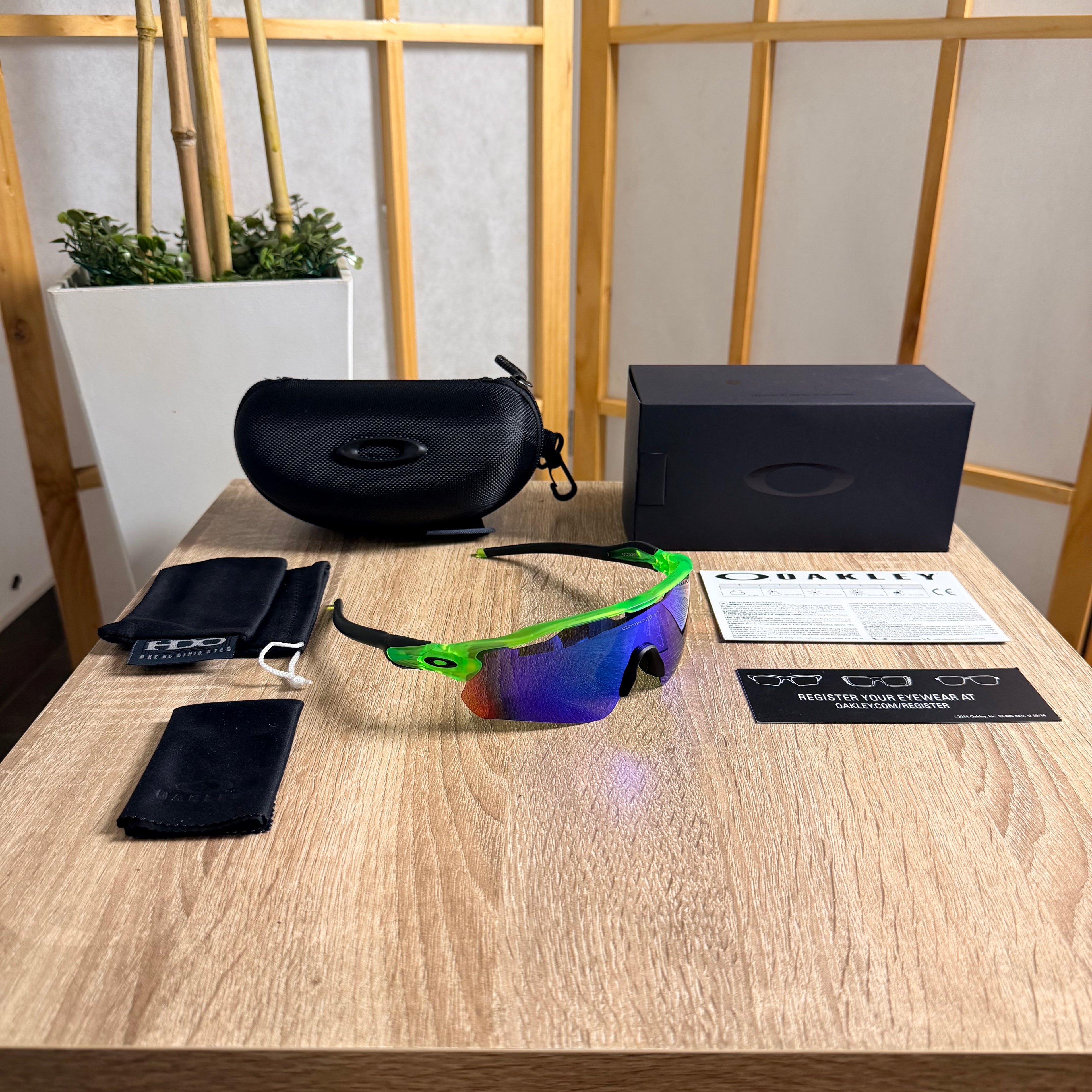 Oakley® Radar EV