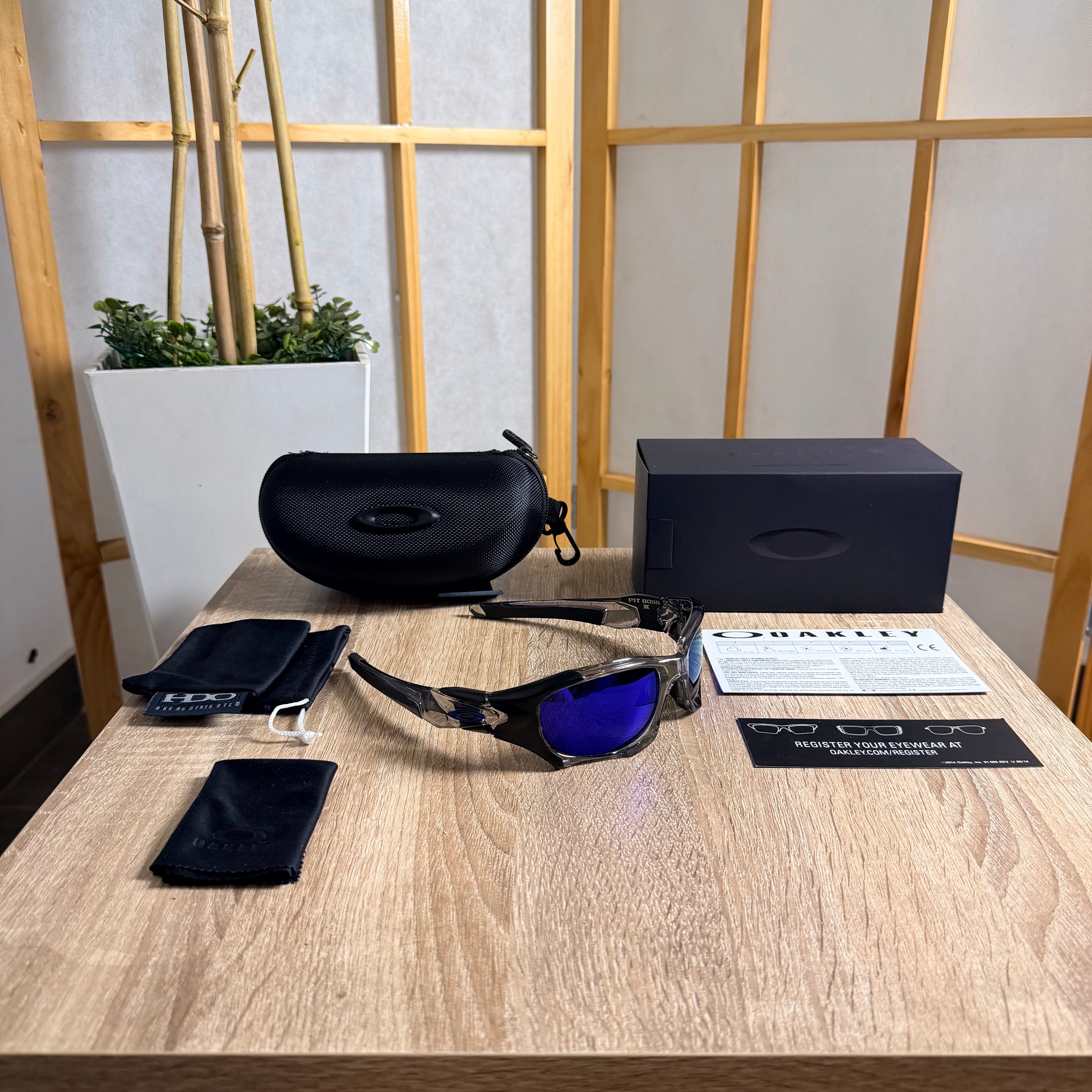 Oakley® Pitboss II