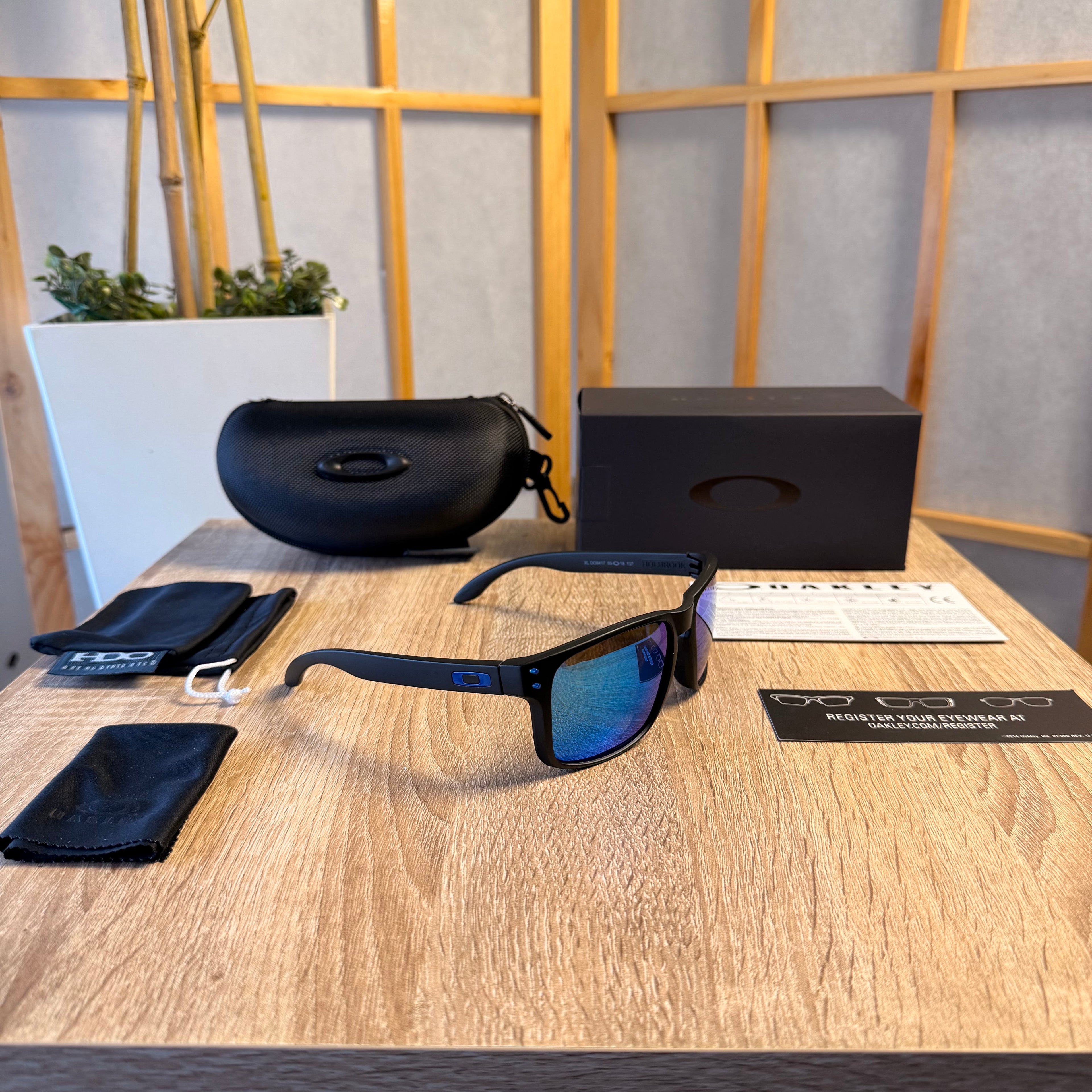 Oakley® Holbrook XL