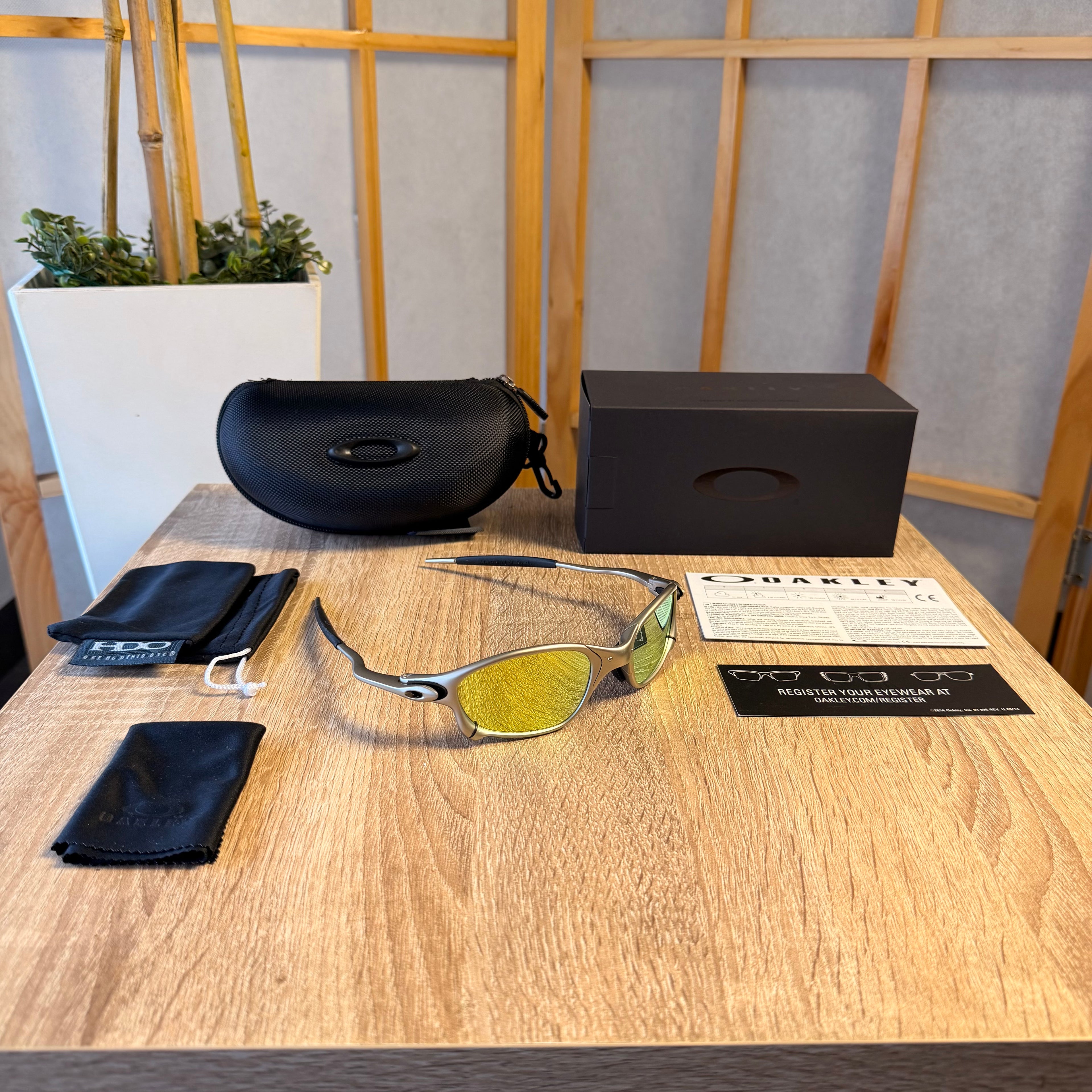 Oakley® Juliet Metal