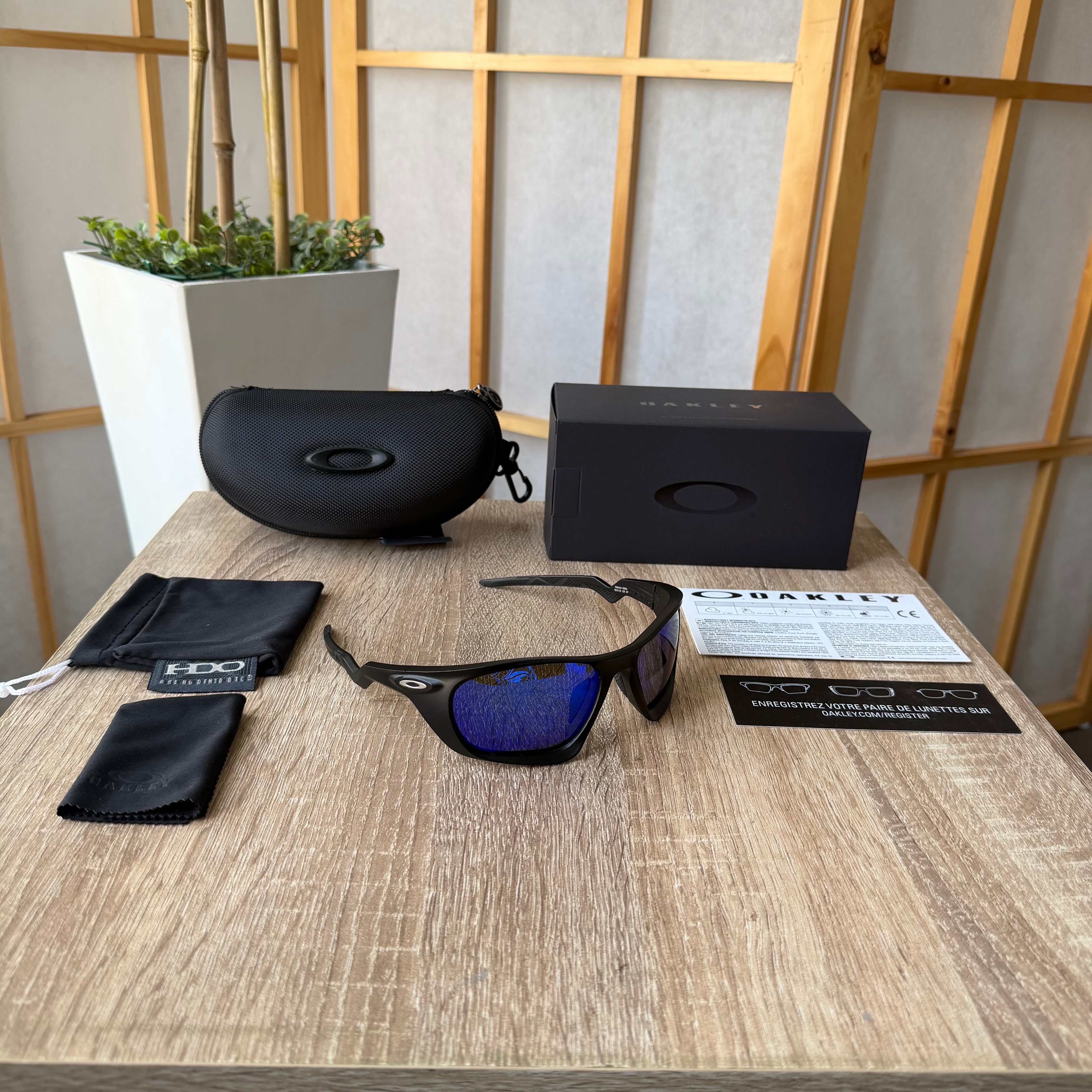 Oakley® Lateralis