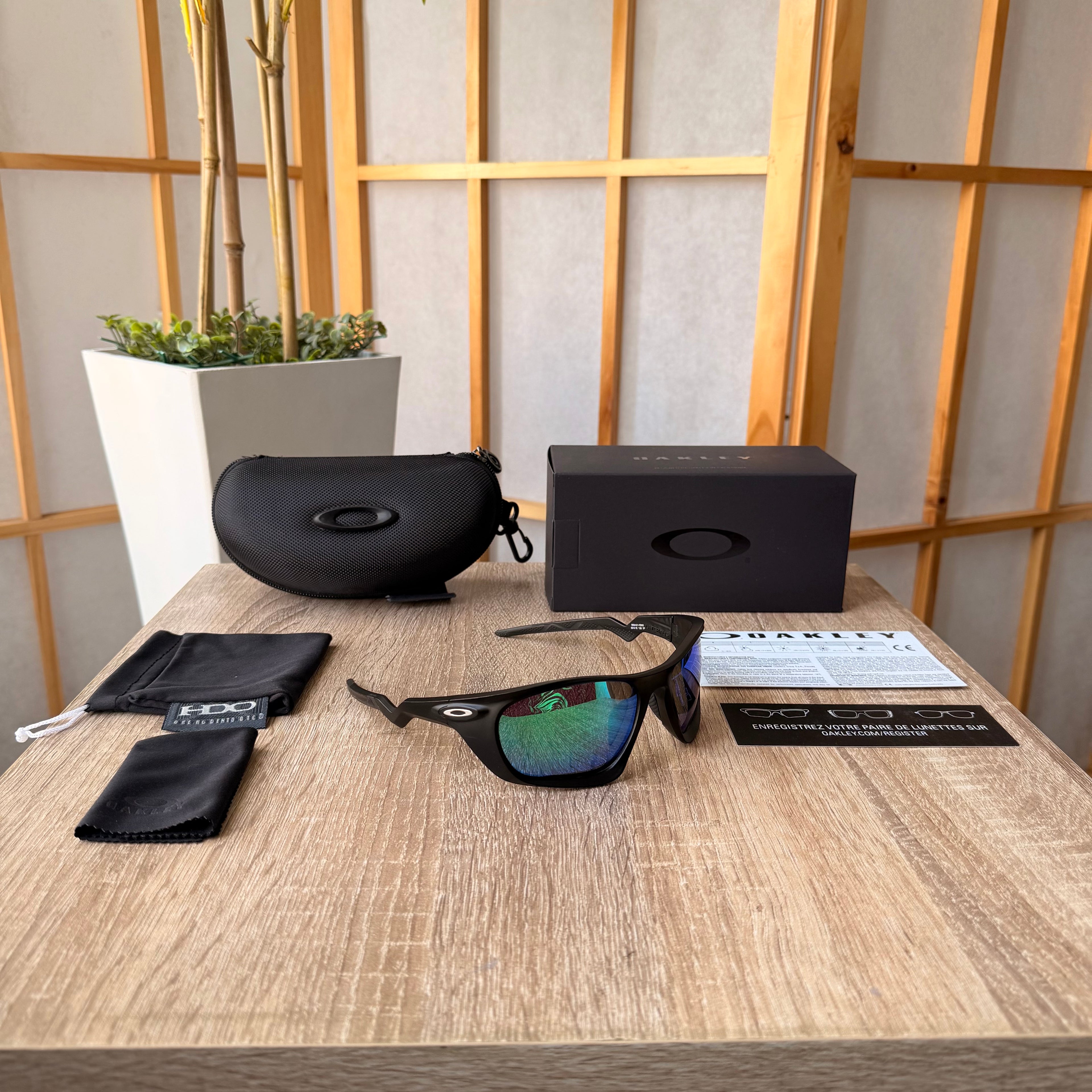 Oakley® Lateralis