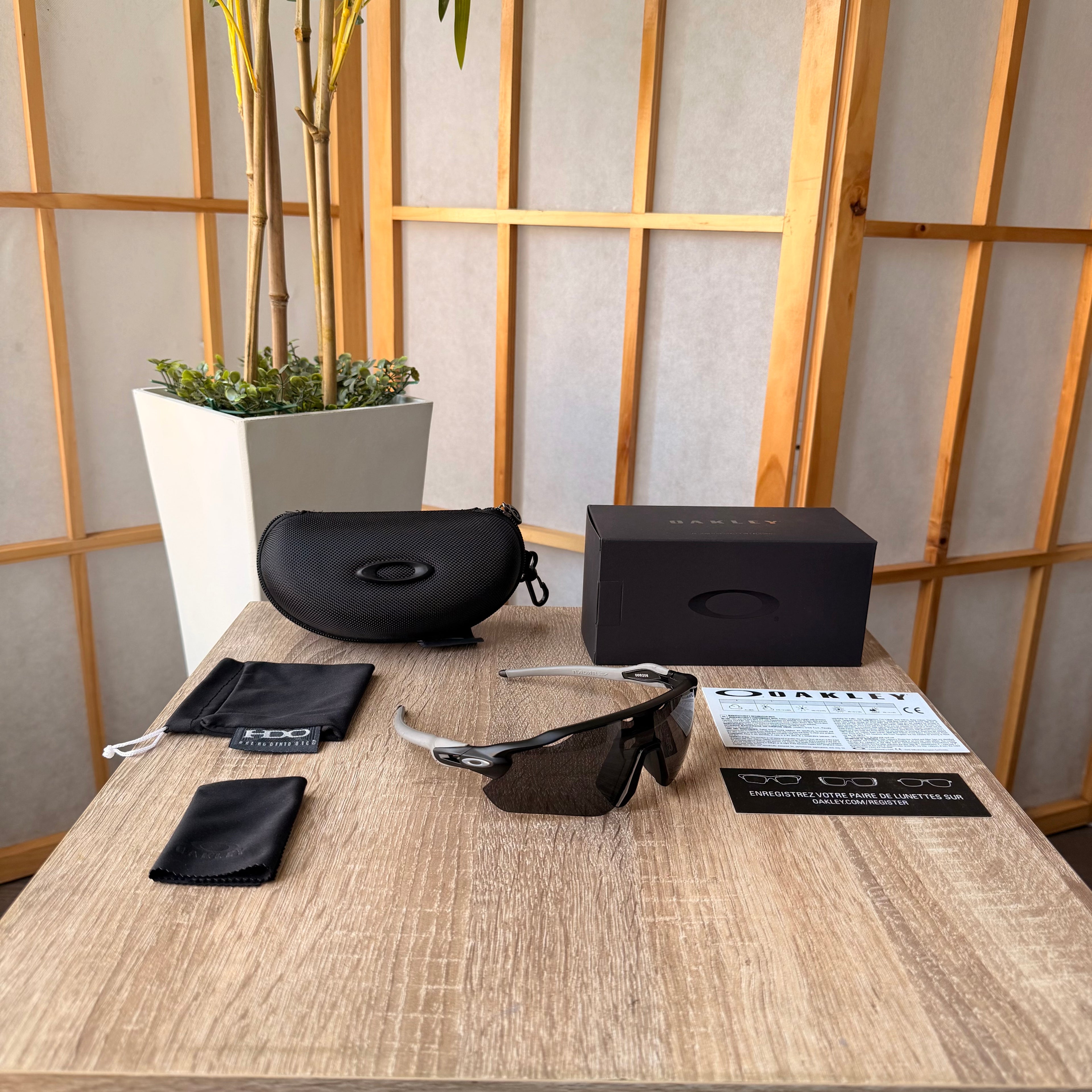 Oakley® Radar EV