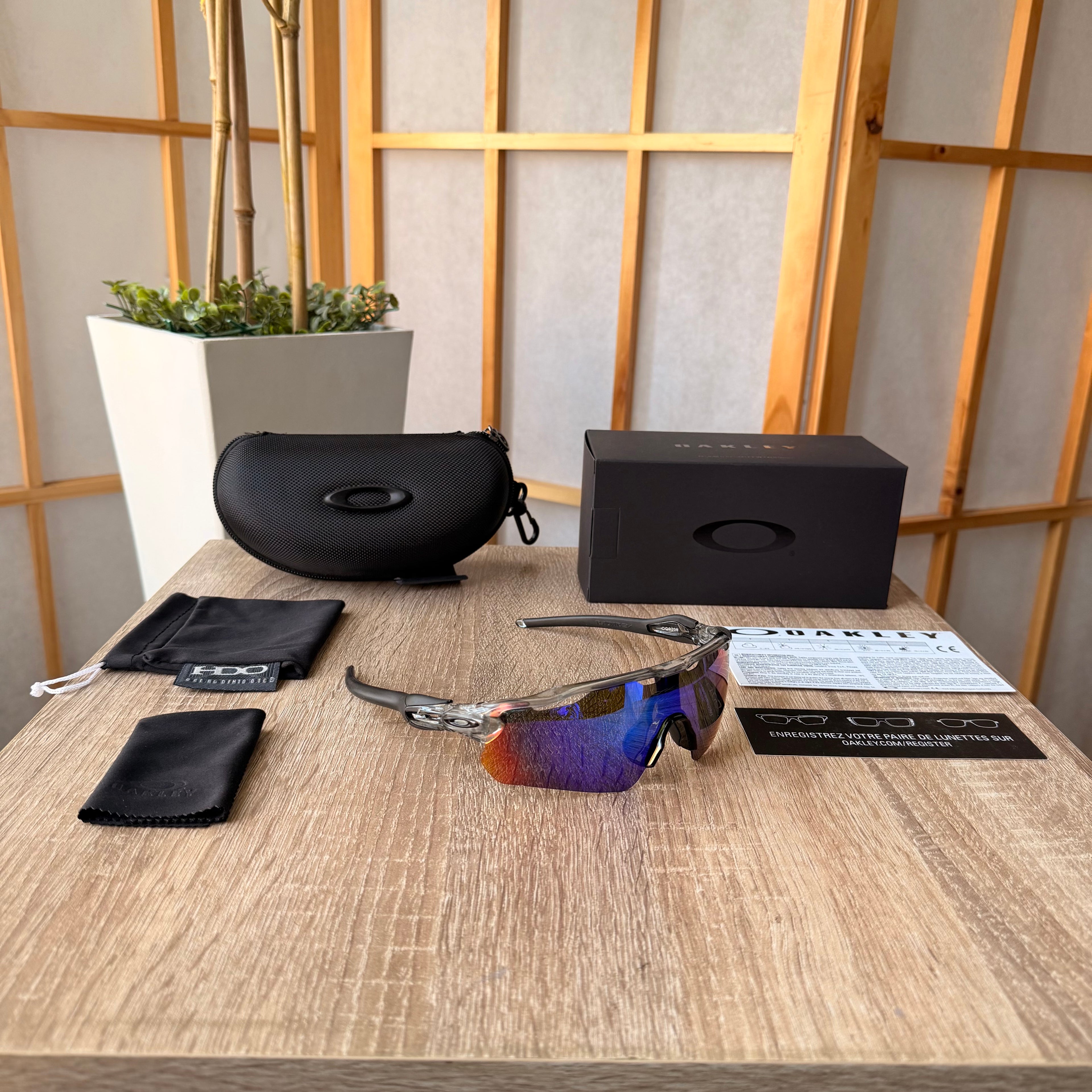 Oakley® Radar EV